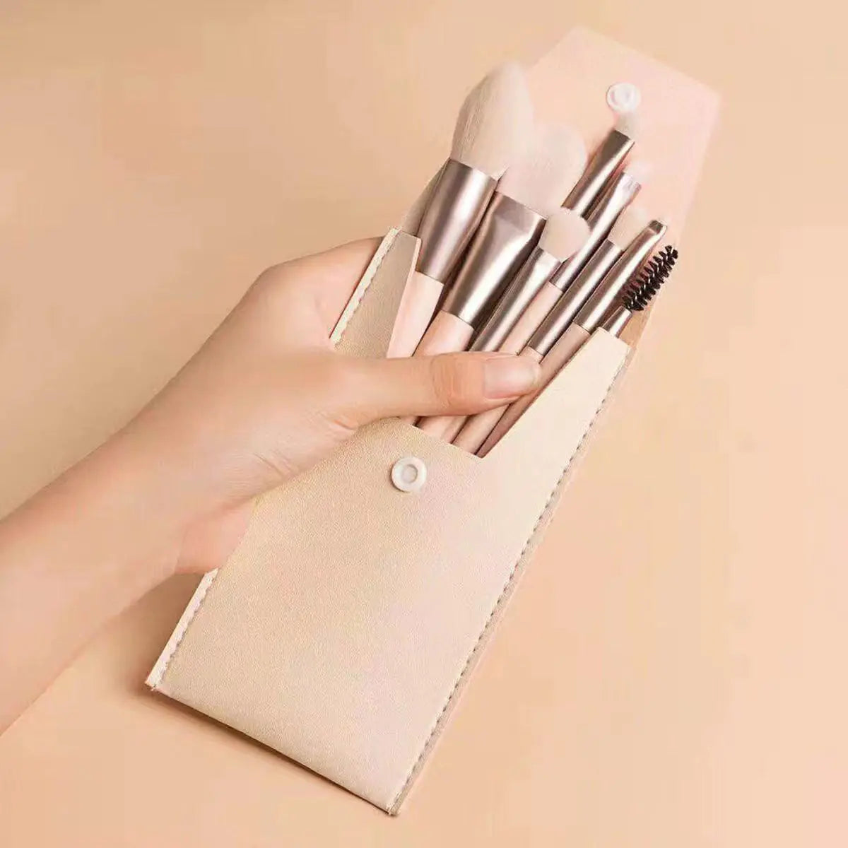 13-Piece Soft Makeup Brush Set for Beauty – Flawless Application with Velvet Bag